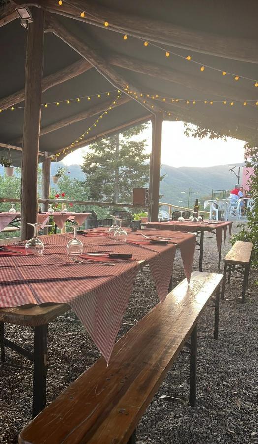 Locanda Agrogallo Carro Kültér fotó